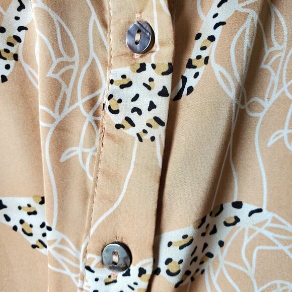 Women Entro Cheetah Beige Balloon Sleeve Blouse Top M Neutral Career Modern NEW - Picture 3 of 11